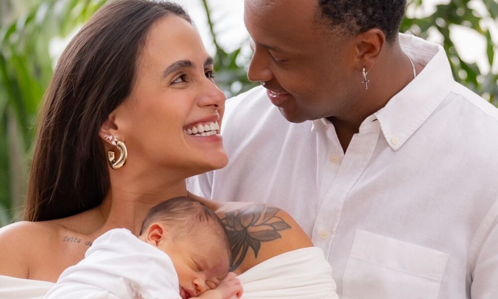 Carol Peixinho e Thiaguinho celebram primeiro mês de Bento com fotos inéditas; confira