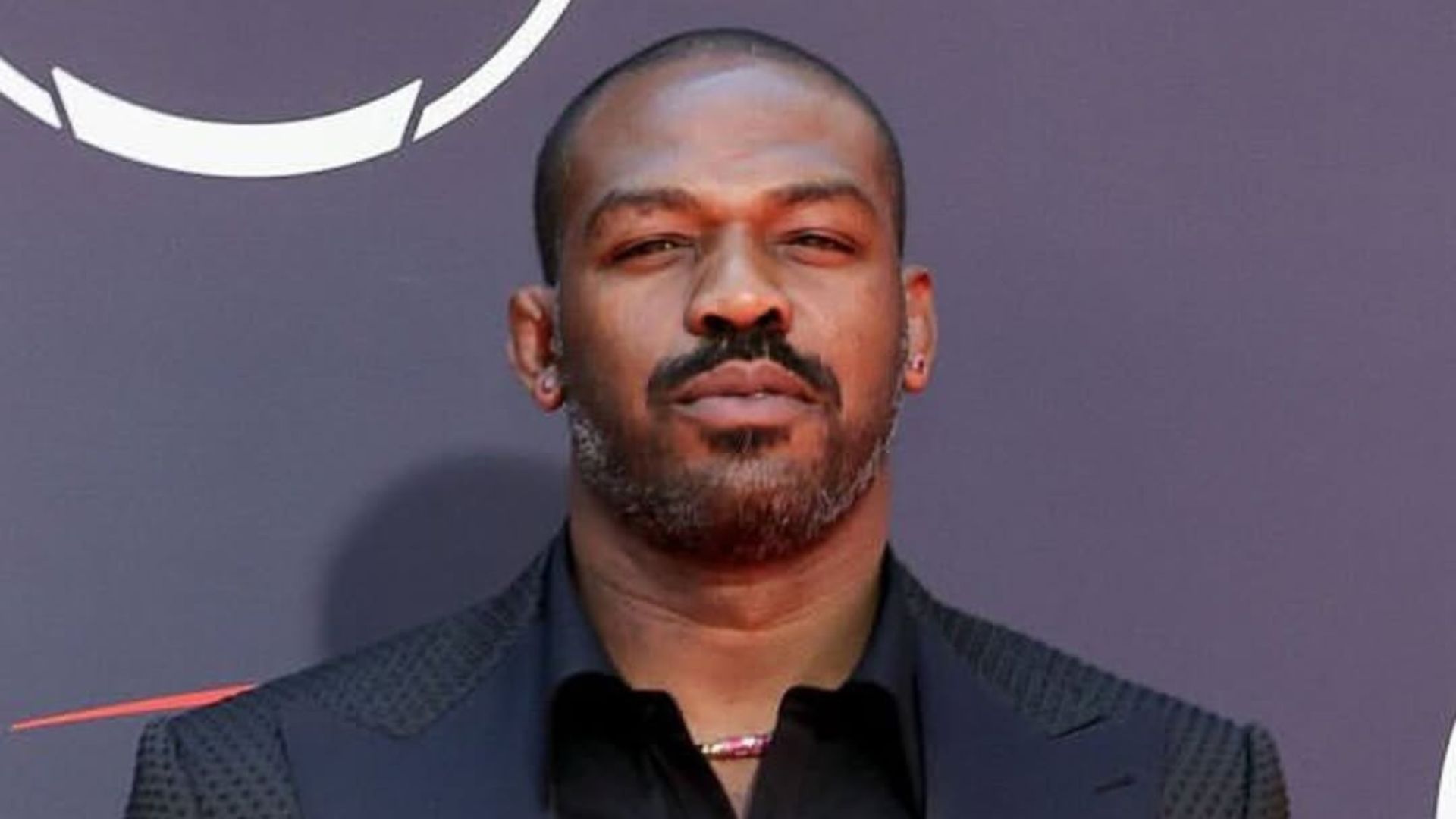 Vai acontecer? Jon Jones responde a Poatan sobre a luta na Casa Branca.