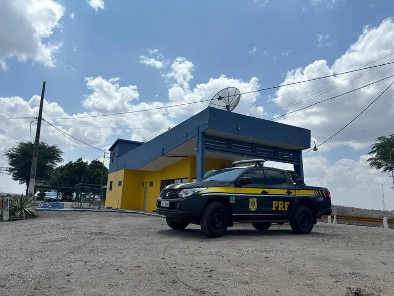 Suspeito de homicídio é preso pela PRF na BR-232, em Sertânia – Petrolândia Notícias