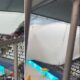Cobertura de arquibancada cai e deixa 9 feridos em torneio de beach tennis
