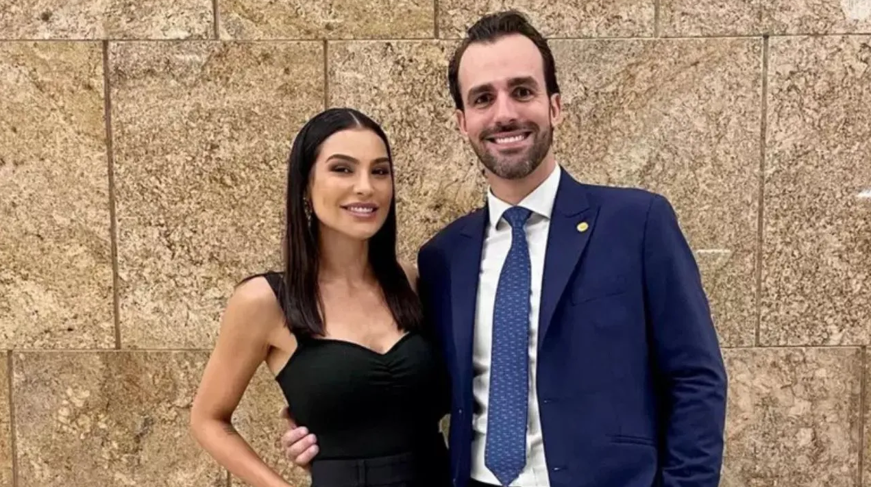 Lucas Bove usava maconha, lançou uma faca contra Cíntia Chagas e cometeu um ato ilegal na presença de outras pessoas.