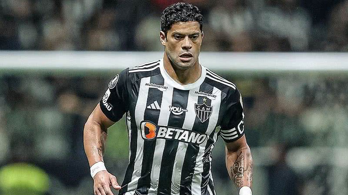 Influenciadora recebe ameaças após ser ligada a Hulk, jogador do Atlético-MG.