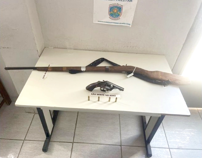 Forças de Segurança prendem homem em Inajá (PE) por posse ilegal de arma de fogo.