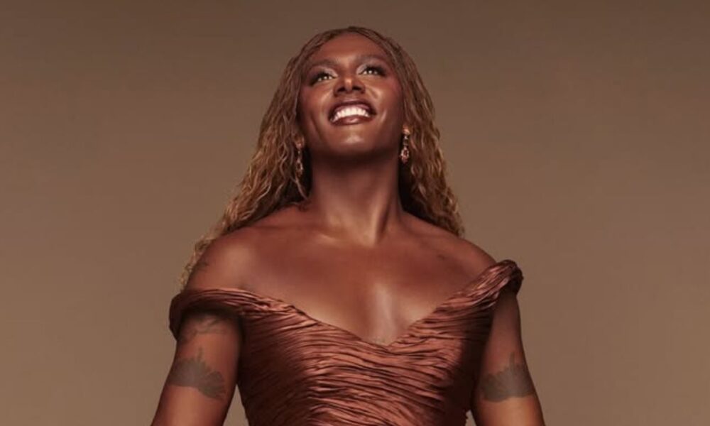 Liniker conquista três prêmios no Grammy Latino e emociona com seu discurso; veja os detalhes.