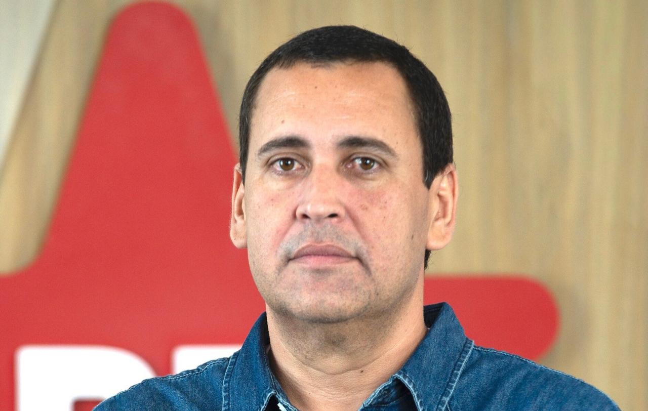 Líder do PT afirma que o PL Antifacção aprovado prejudica o combate ao crime: "foi alterado"