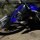 Motocicleta modificada ilegalmente é confiscada na BR-367 em Porto Seguro.