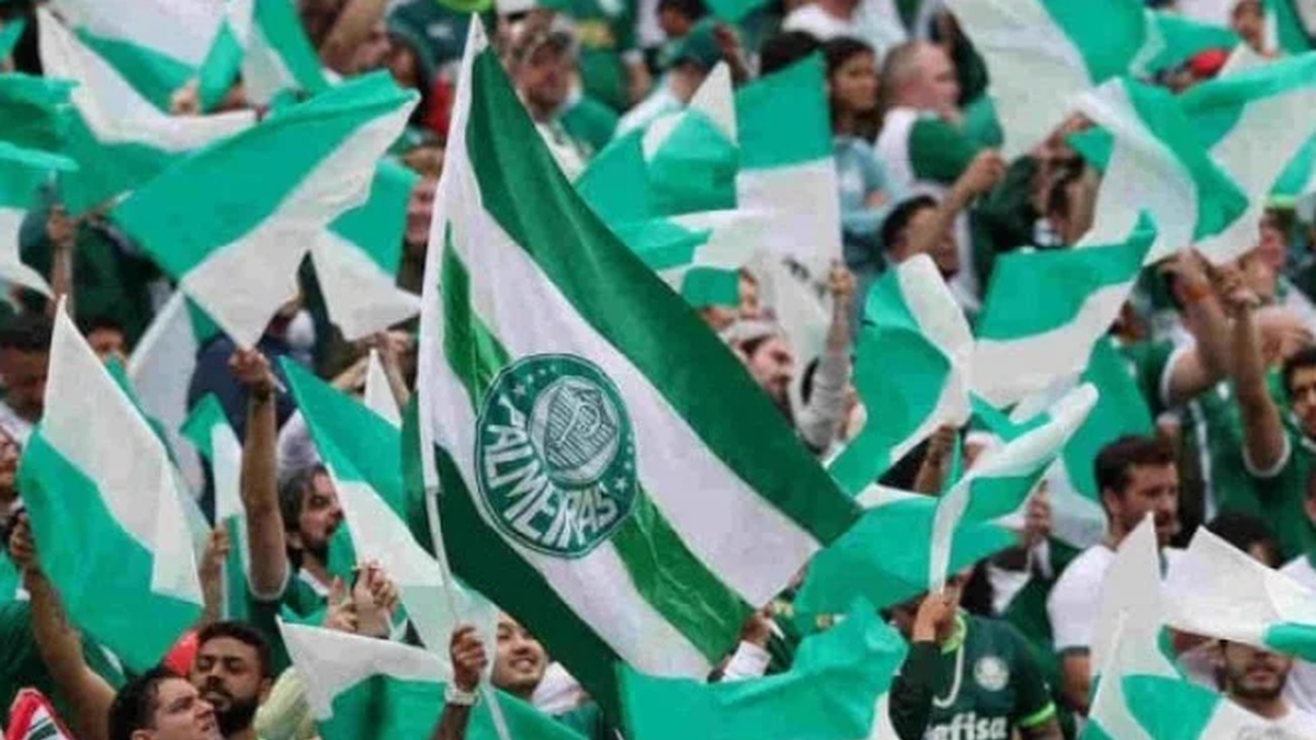 Torcedor do Palmeiras falece no Peru enquanto assistia à final da Libertadores.