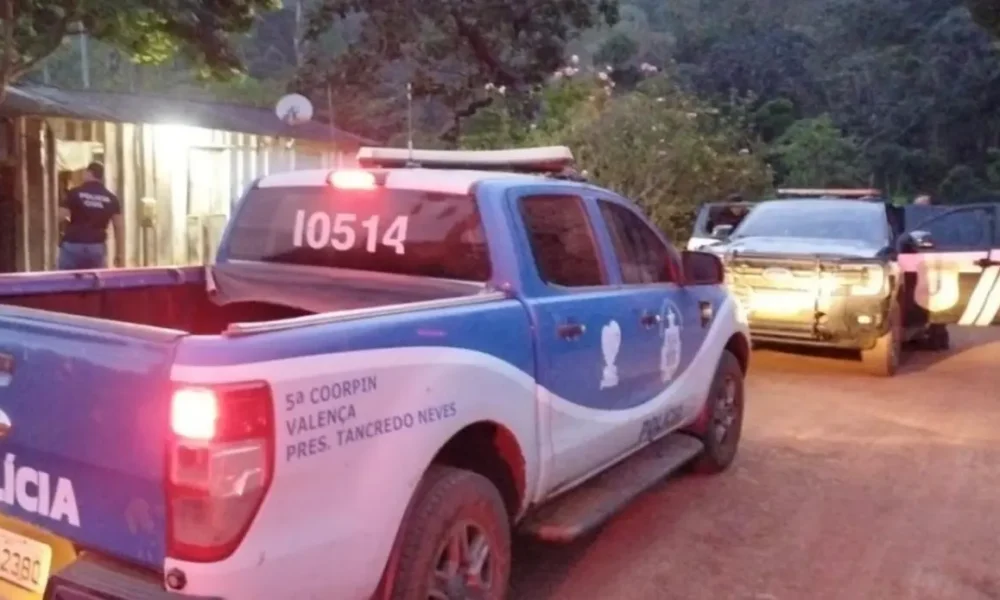 Polícia Civil detém pai e filho suspeitos de envolvimento em sequestro em Ipiaú.