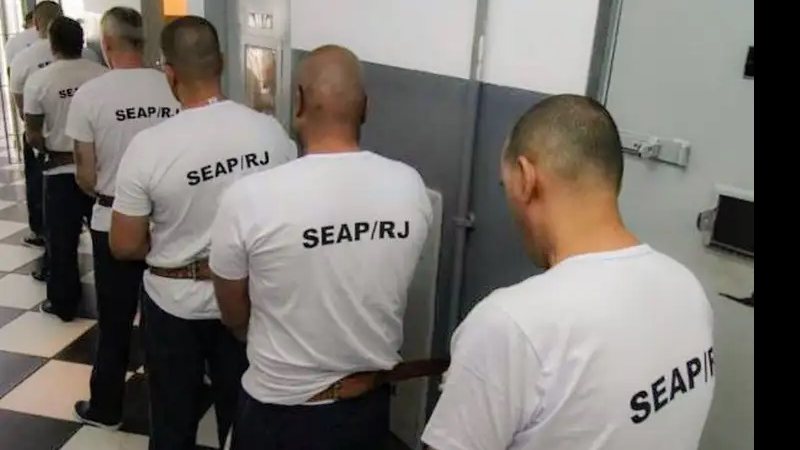 Líderes do Comando Vermelho são realocados para penitenciárias federais; confira quem são.