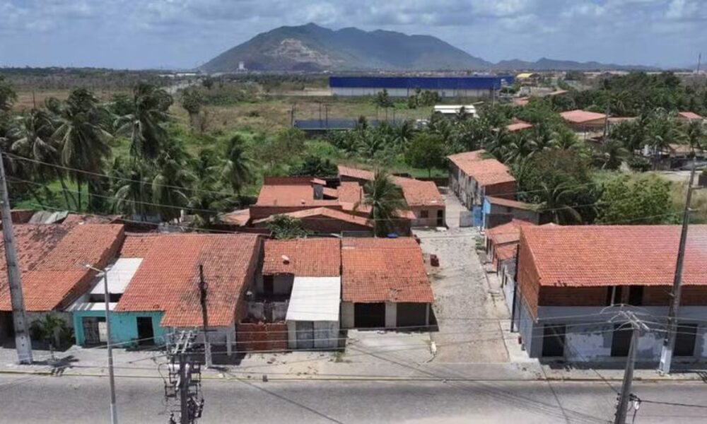 Iguais saíram sem levar nada.