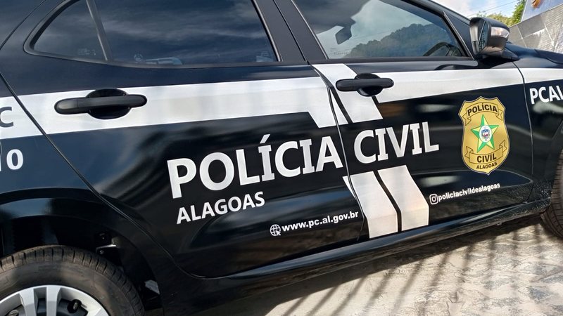 Polícia busca suspeito que atingiu criança com cavalo no interior de Alagoas.