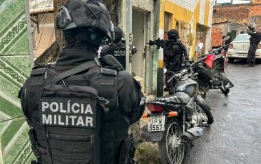 Operação Inquilinos descobre nova arma em local de venda de lança-perfume | SSP
