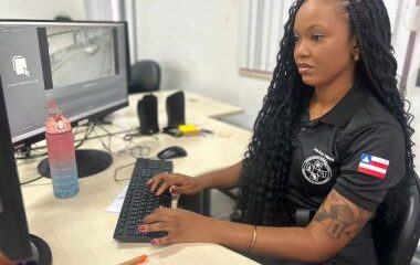 reescreva este título em outras palavras: Reconhecimento Facial da SSP alcança 500 foragidos da Justiça em 2026 | SSP